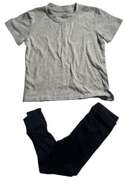 Little Bipsy Toddler 2 Piece Outfit 3T-4T Gray T-Shirt Black Leggings Set